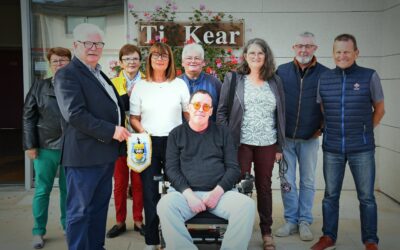 CCAS : remise du Fanion de la commune