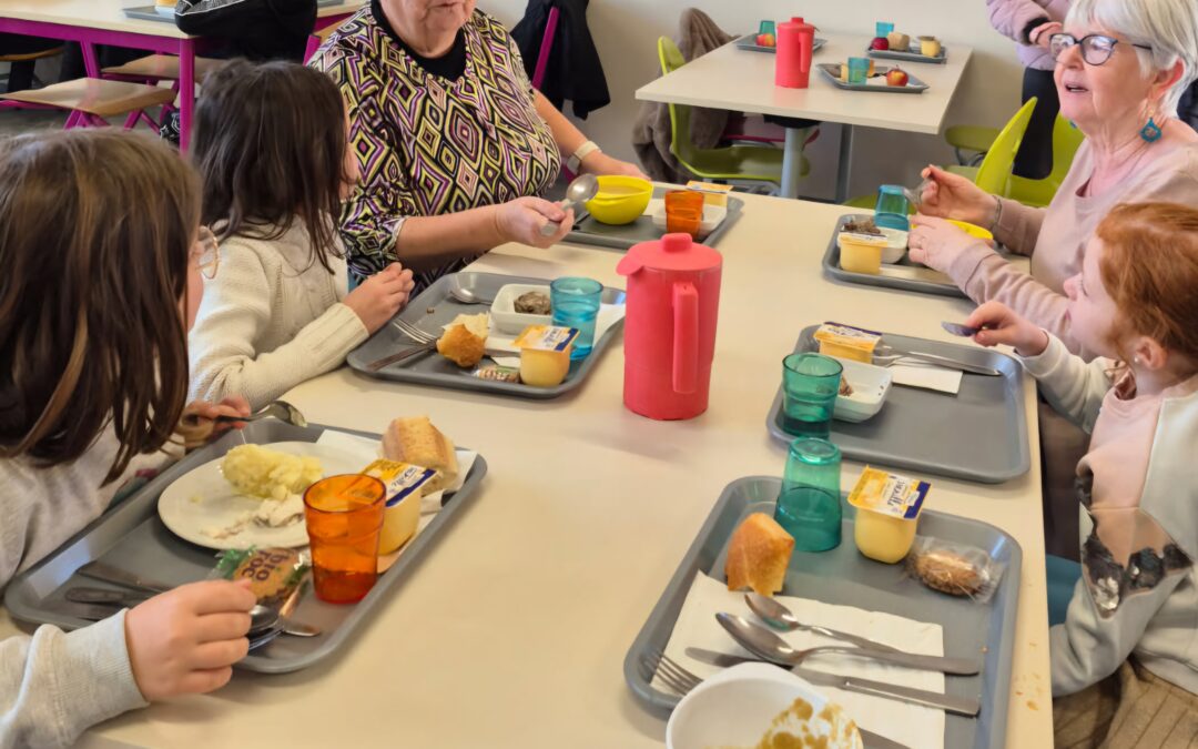 CCAS – Lien intergénérationnel à la cantine